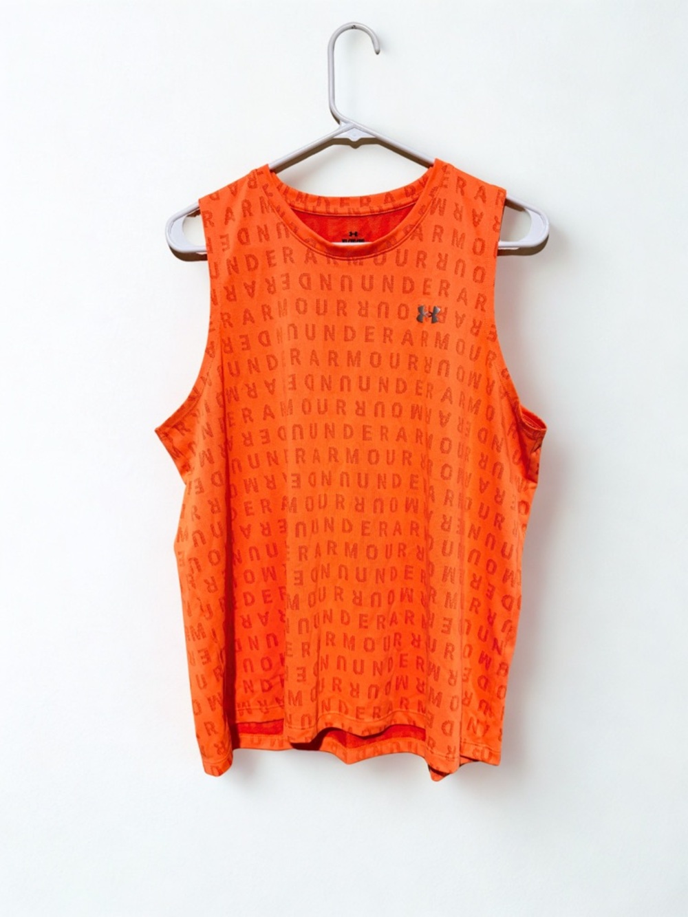 Under Armour Women's XL Orange All Over Logo Tank Top Sleeveless PTP 22 - Picture 2 of 3